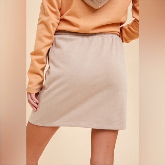 Hem & Thread French Terry Skirt - Picture 2 of 6